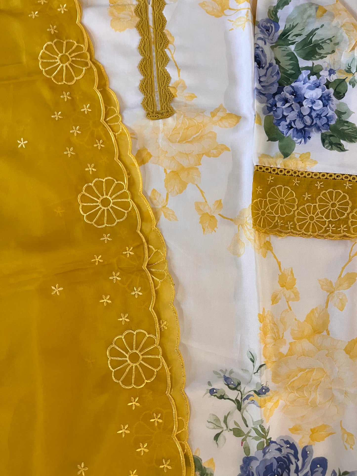 Ivory Yellow Digital Printed Pure Muslin Suit with Organza Dupatta